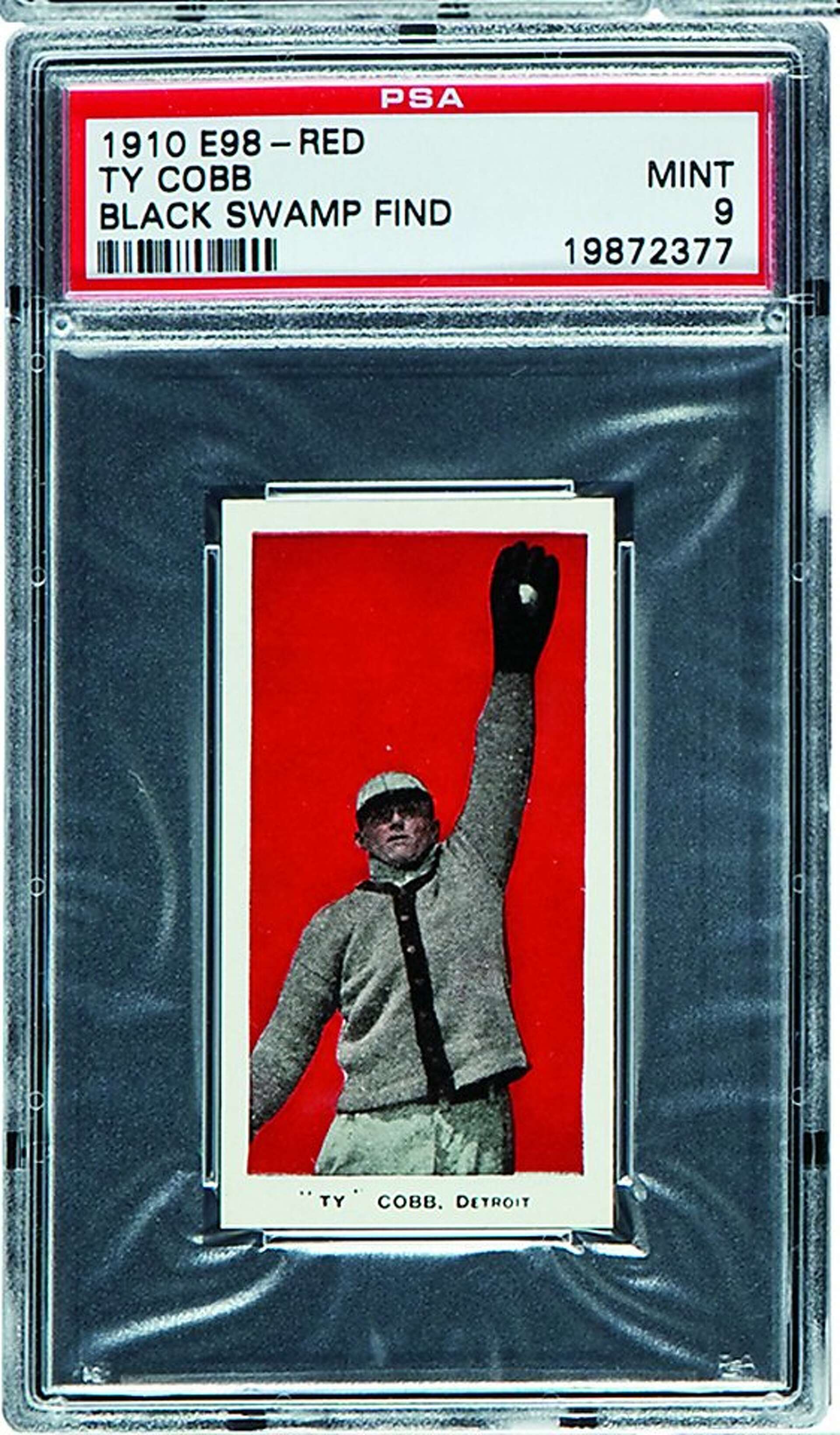 Vintage baseball card stash found in Ohio attic