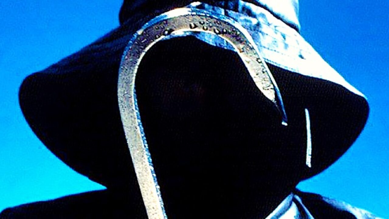 Candyman, Killer Hook Men & More! We Dig Deep into the Urban Legend